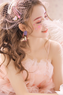 丰满人妻中伦妇伦精品APP